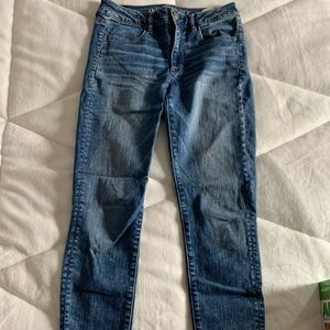 American Eagle jeans size 6